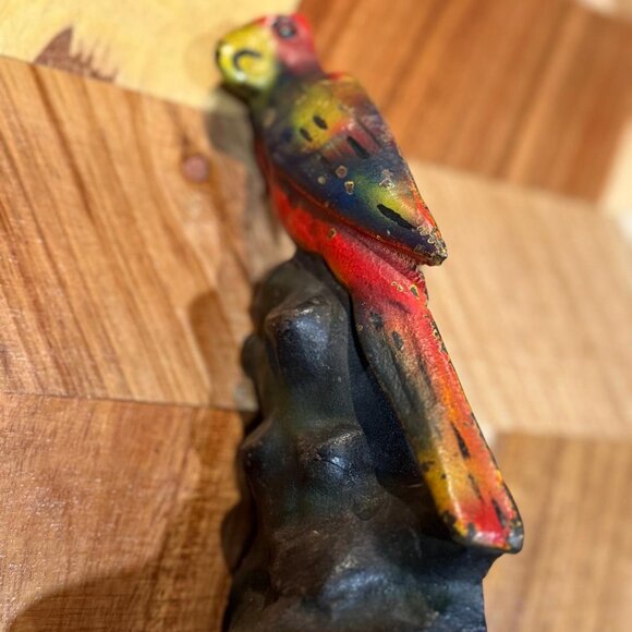 Parrot Cast Iron Doorstop - Picture 2 of 4
